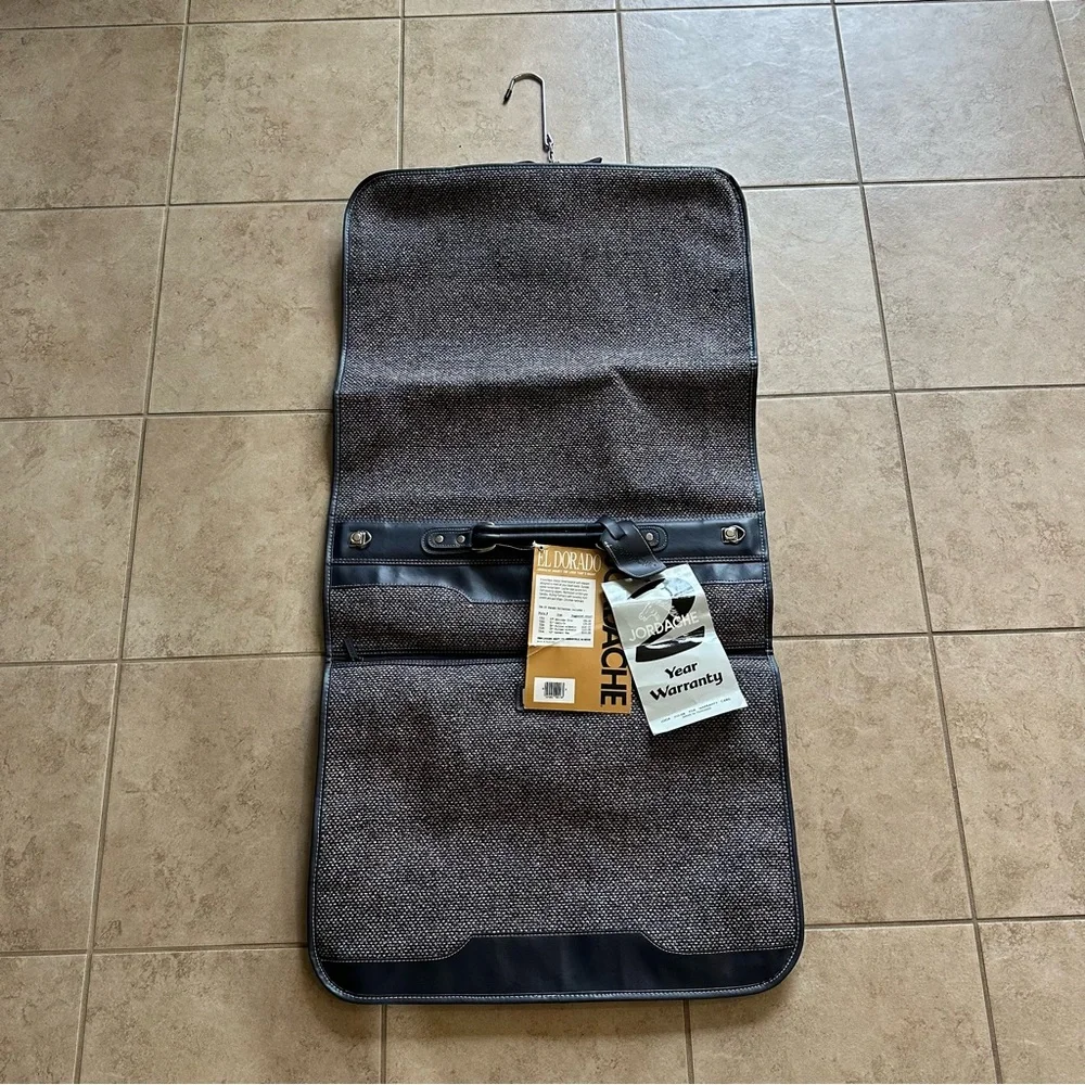 NWT Jordache Garment Bag